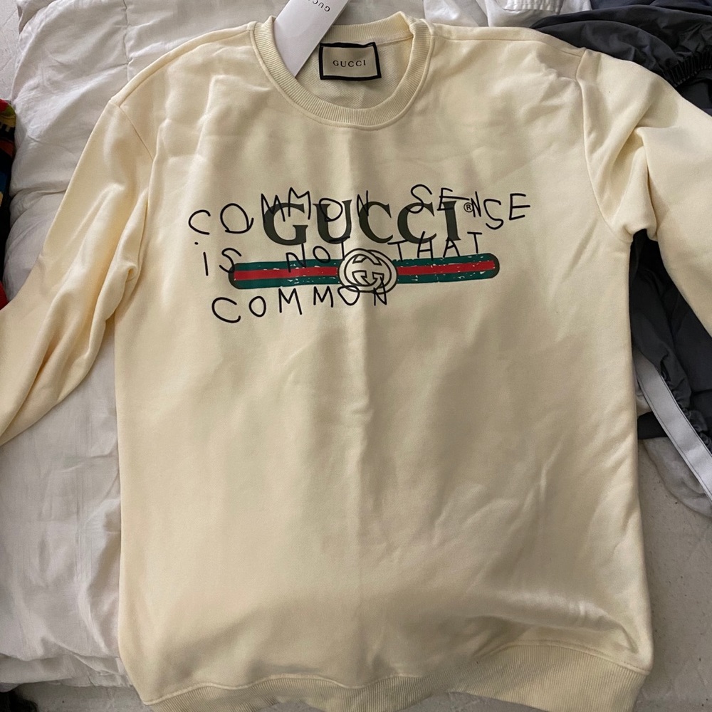 AUTHENTIC Men’s Gucci Sweat shirt